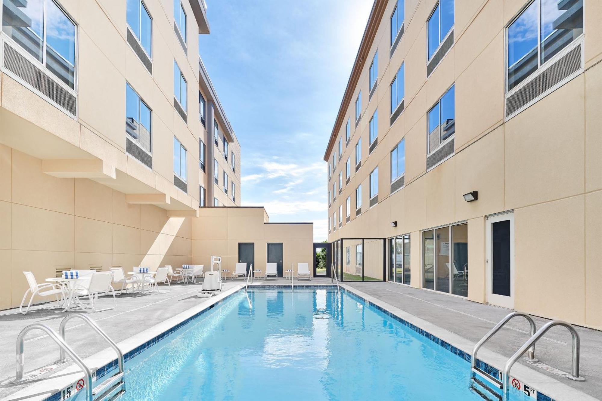 Four Points By Sheraton Oklahoma City Airport Ngoại thất bức ảnh
