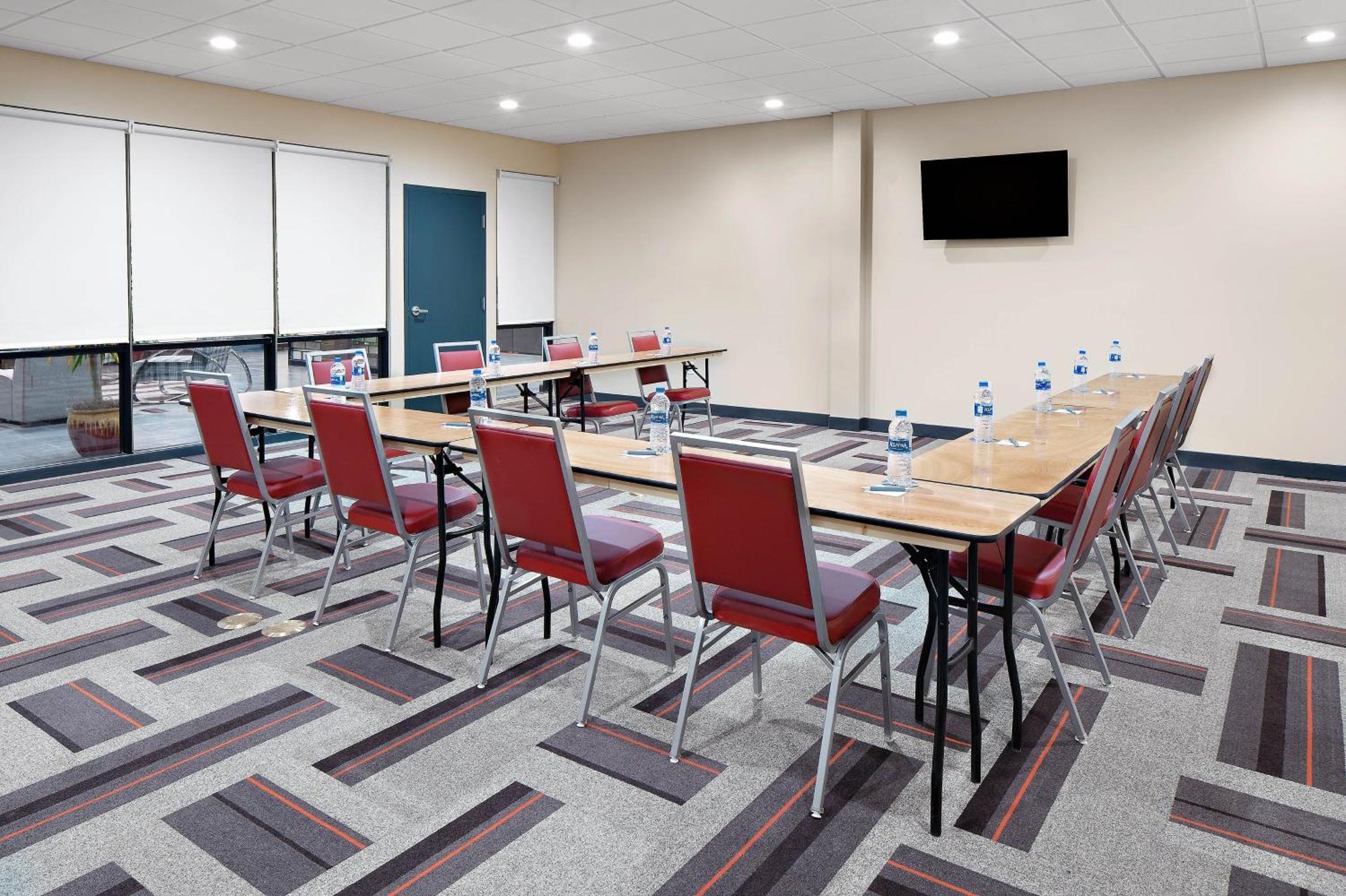 Four Points By Sheraton Oklahoma City Airport Ngoại thất bức ảnh